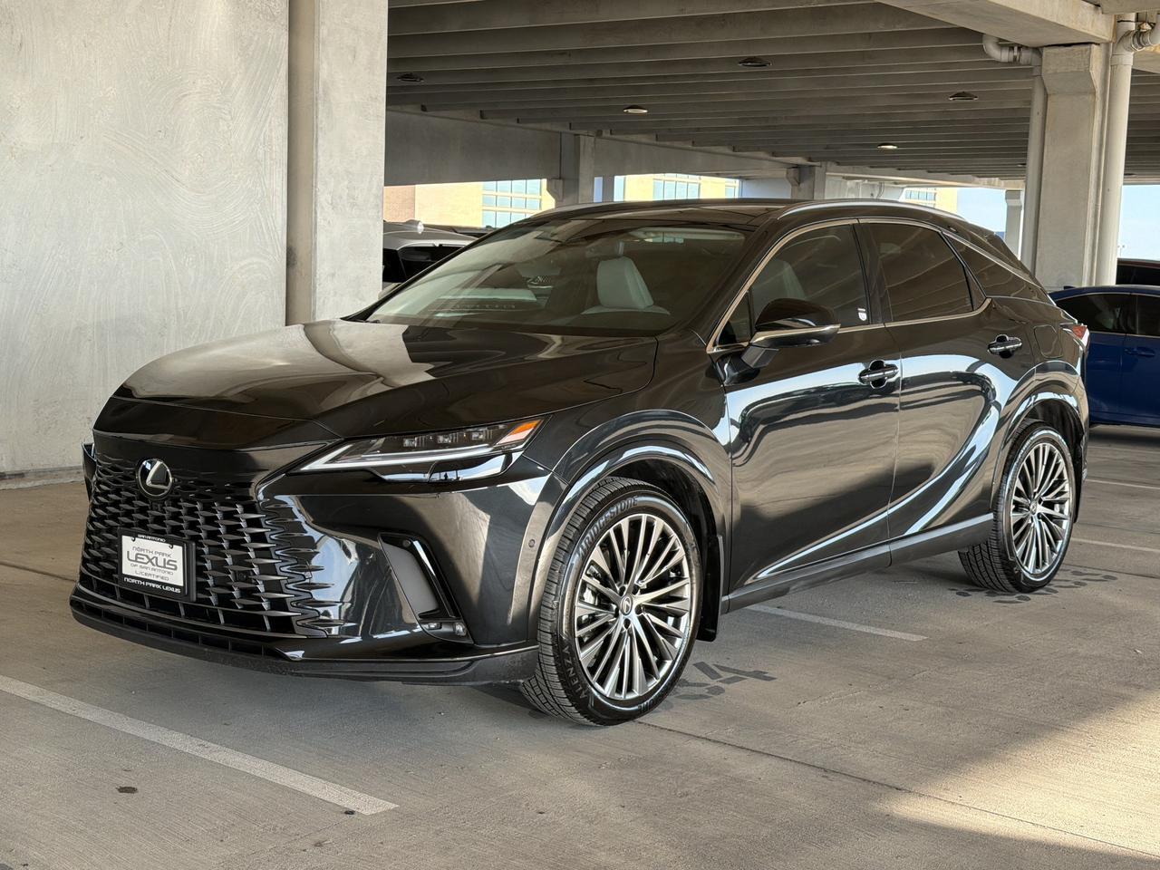 2026 Lexus RX 450h+ Luxury