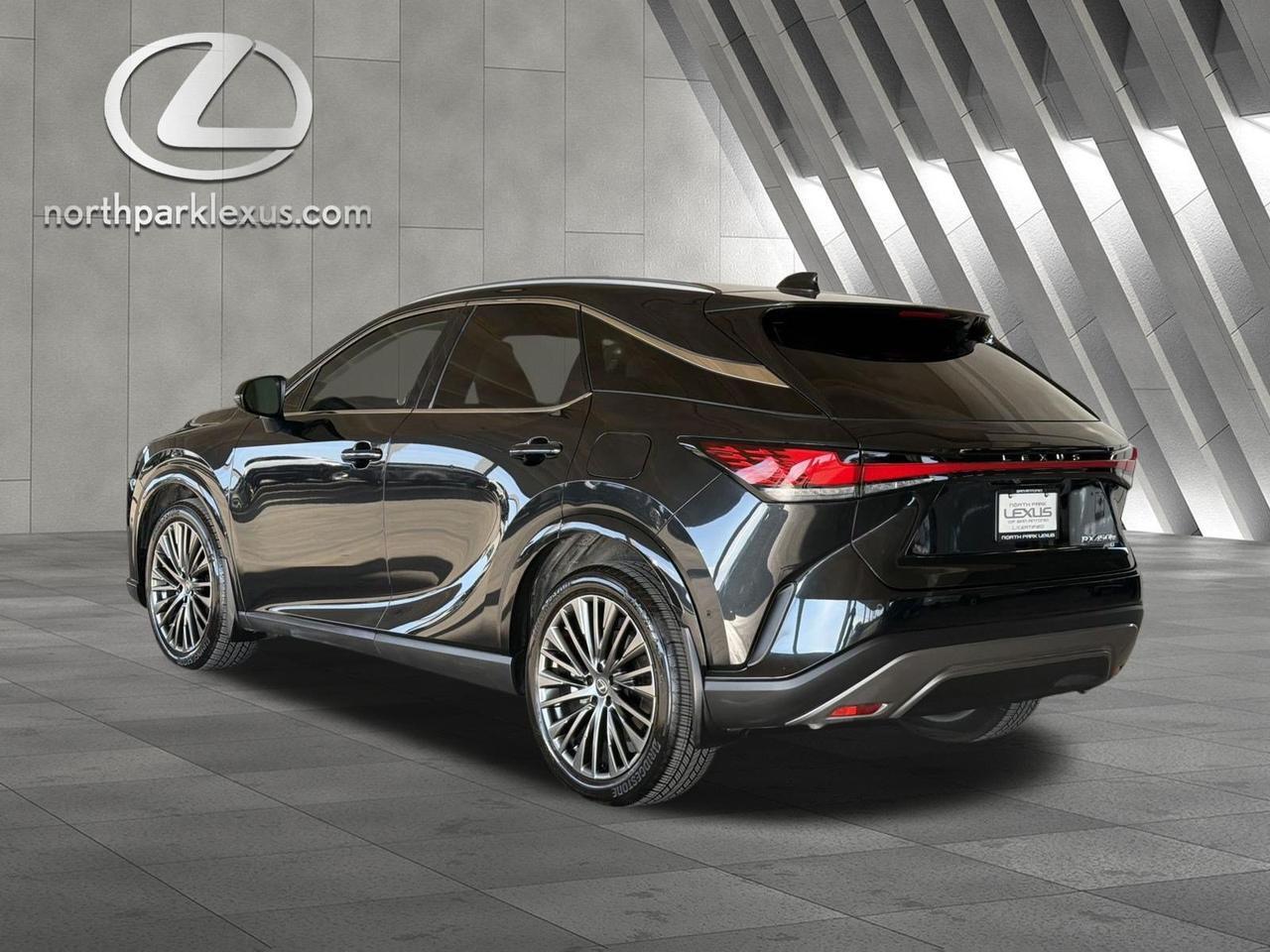 2026 Lexus RX 450h+ Luxury
