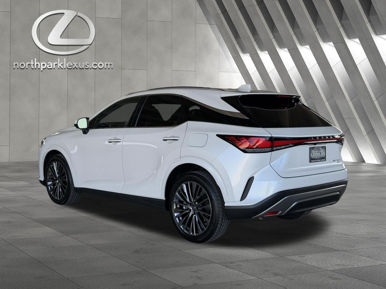 2026 Lexus RX 450h+ Luxury
