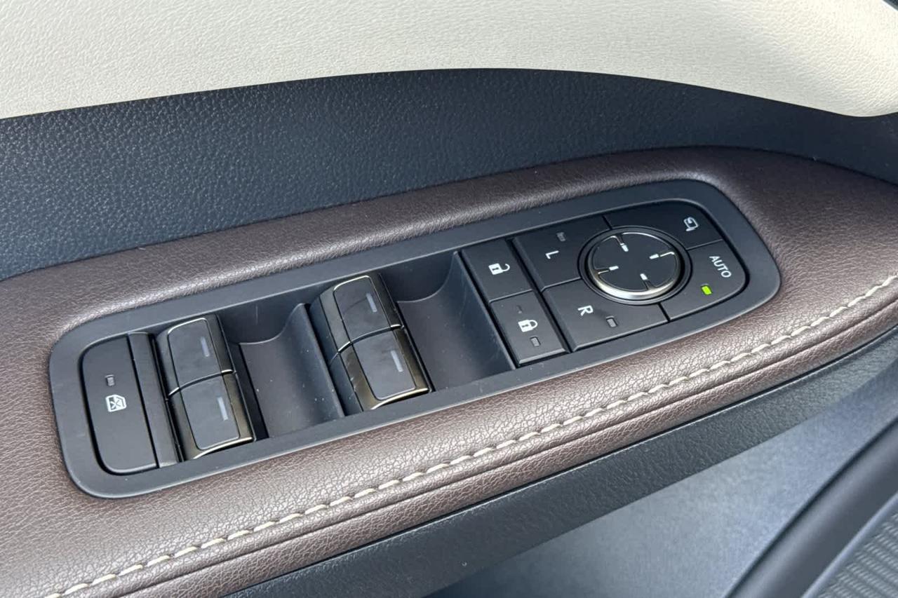 2026 Lexus RX PLUG-IN HYBRID ELECTRIC VEHICLE RX 450h+ LUXURY AWD Roseville CA