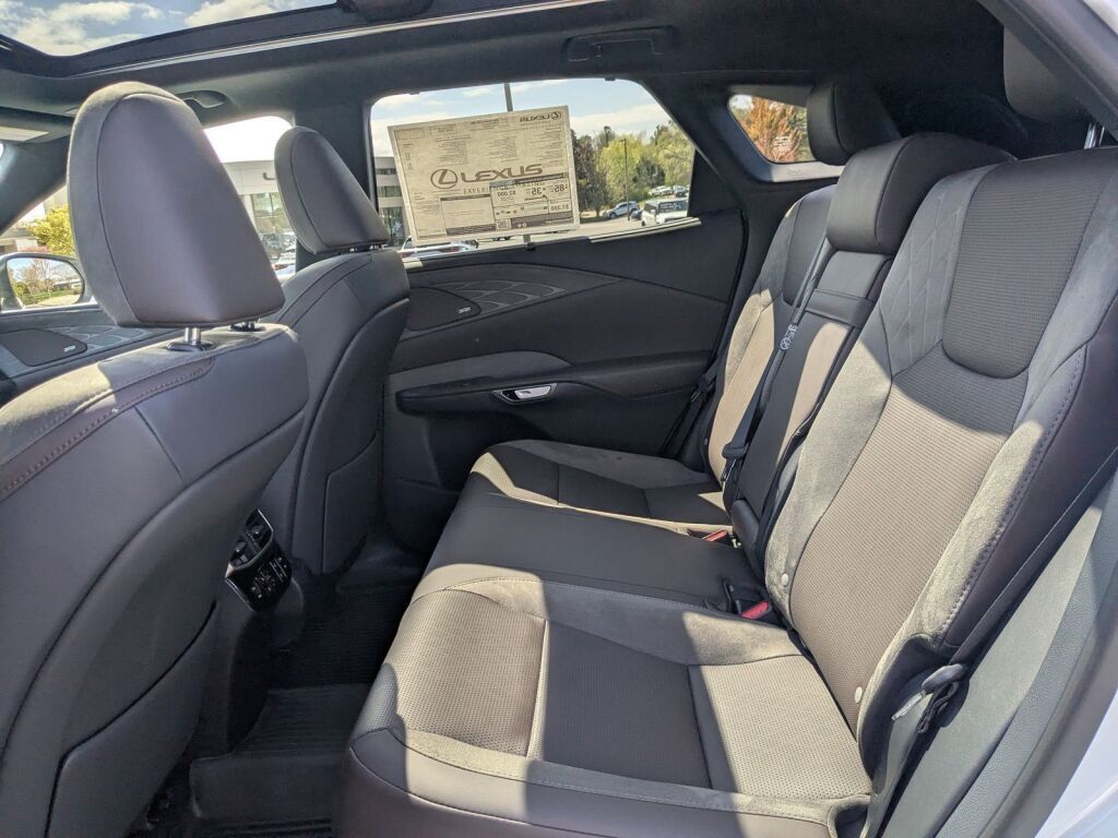 2026 Lexus RX PLUG-IN HYBRID ELECTRIC VEHICLE RX 450h+ LUXURY AWD Richmond VA