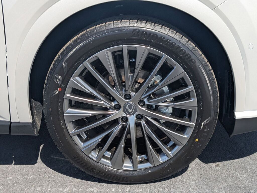 2026 Lexus RX PLUG-IN HYBRID ELECTRIC VEHICLE RX 450h+ LUXURY AWD Richmond VA