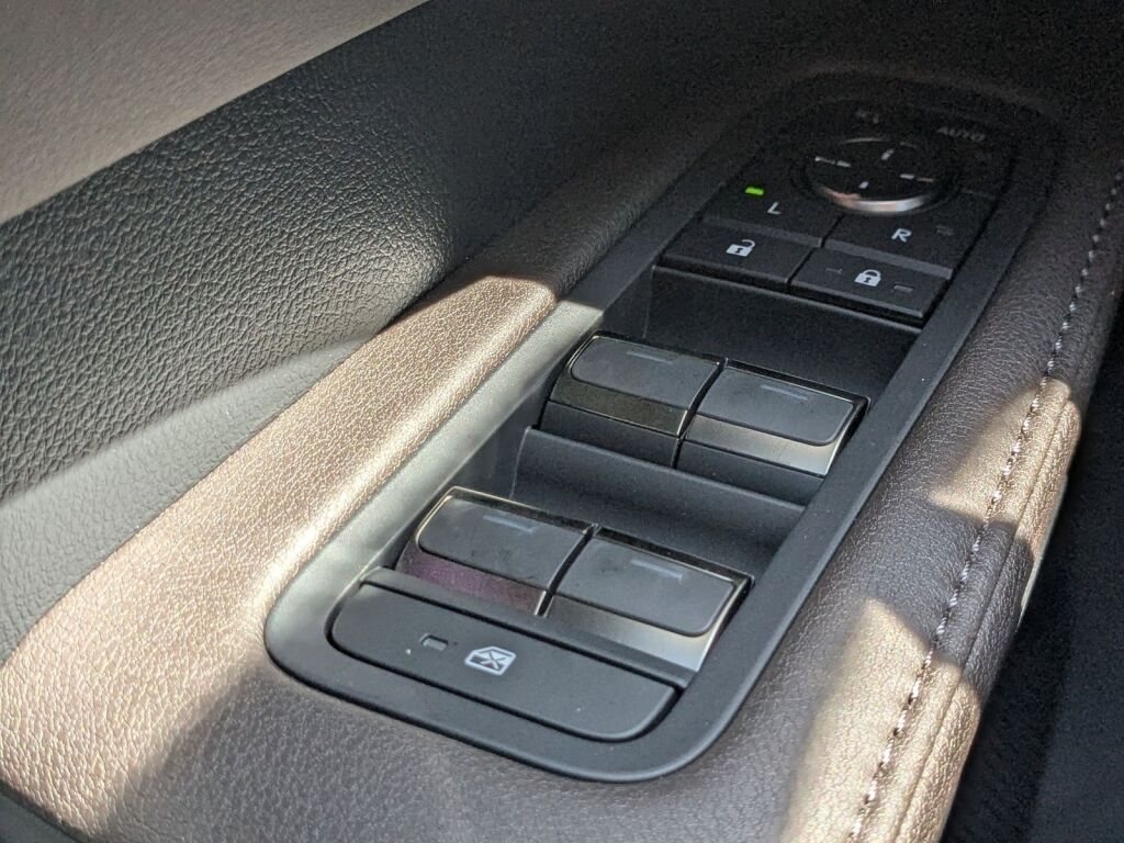 2026 Lexus RX PLUG-IN HYBRID ELECTRIC VEHICLE RX 450h+ LUXURY AWD Richmond VA