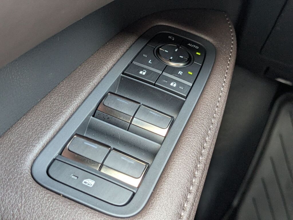 2026 Lexus RX PLUG-IN HYBRID ELECTRIC VEHICLE RX 450h+ LUXURY AWD Richmond VA