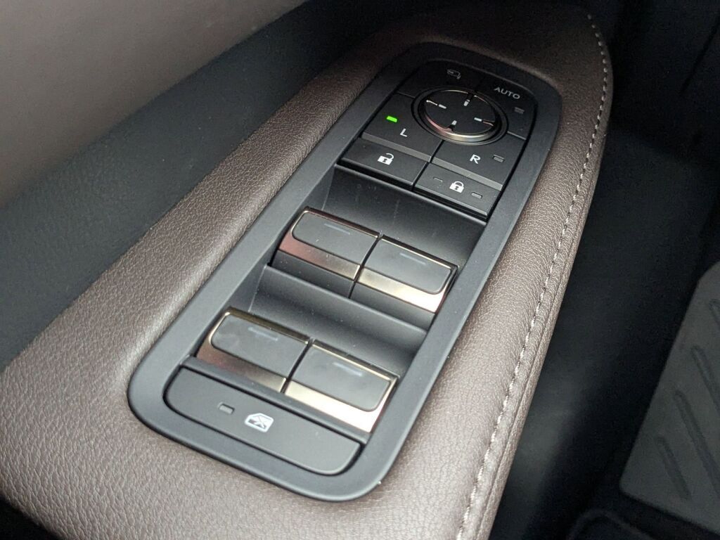 2026 Lexus RX PLUG-IN HYBRID ELECTRIC VEHICLE RX 450h+ LUXURY AWD Richmond VA