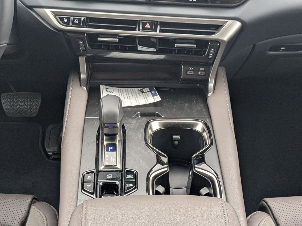 2026 Lexus RX PLUG-IN HYBRID ELECTRIC VEHICLE RX 450h+ LUXURY AWD Richmond VA