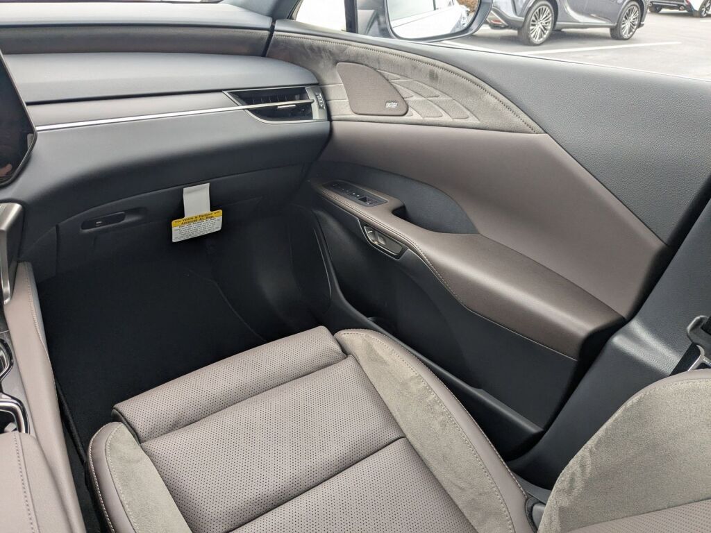 2026 Lexus RX PLUG-IN HYBRID ELECTRIC VEHICLE RX 450h+ LUXURY AWD Richmond VA