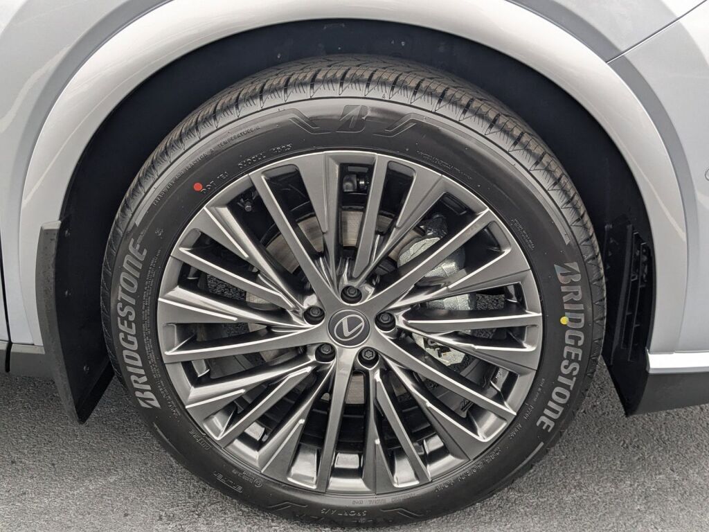 2026 Lexus RX PLUG-IN HYBRID ELECTRIC VEHICLE RX 450h+ LUXURY AWD Richmond VA