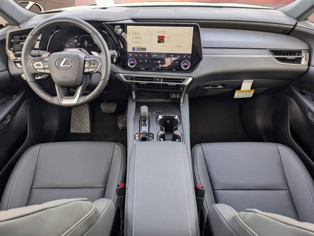 2026 Lexus RX PLUG-IN HYBRID ELECTRIC VEHICLE RX 450h+ PREMIUM AWD Richmond VA