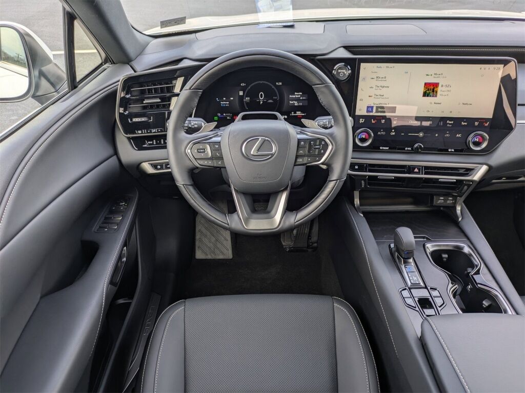 2026 Lexus RX PLUG-IN HYBRID ELECTRIC VEHICLE RX 450h+ PREMIUM AWD Richmond VA