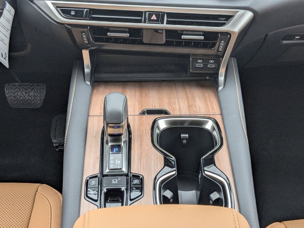 2026 Lexus RX PLUG-IN HYBRID ELECTRIC VEHICLE RX 450h+ PREMIUM AWD Richmond VA