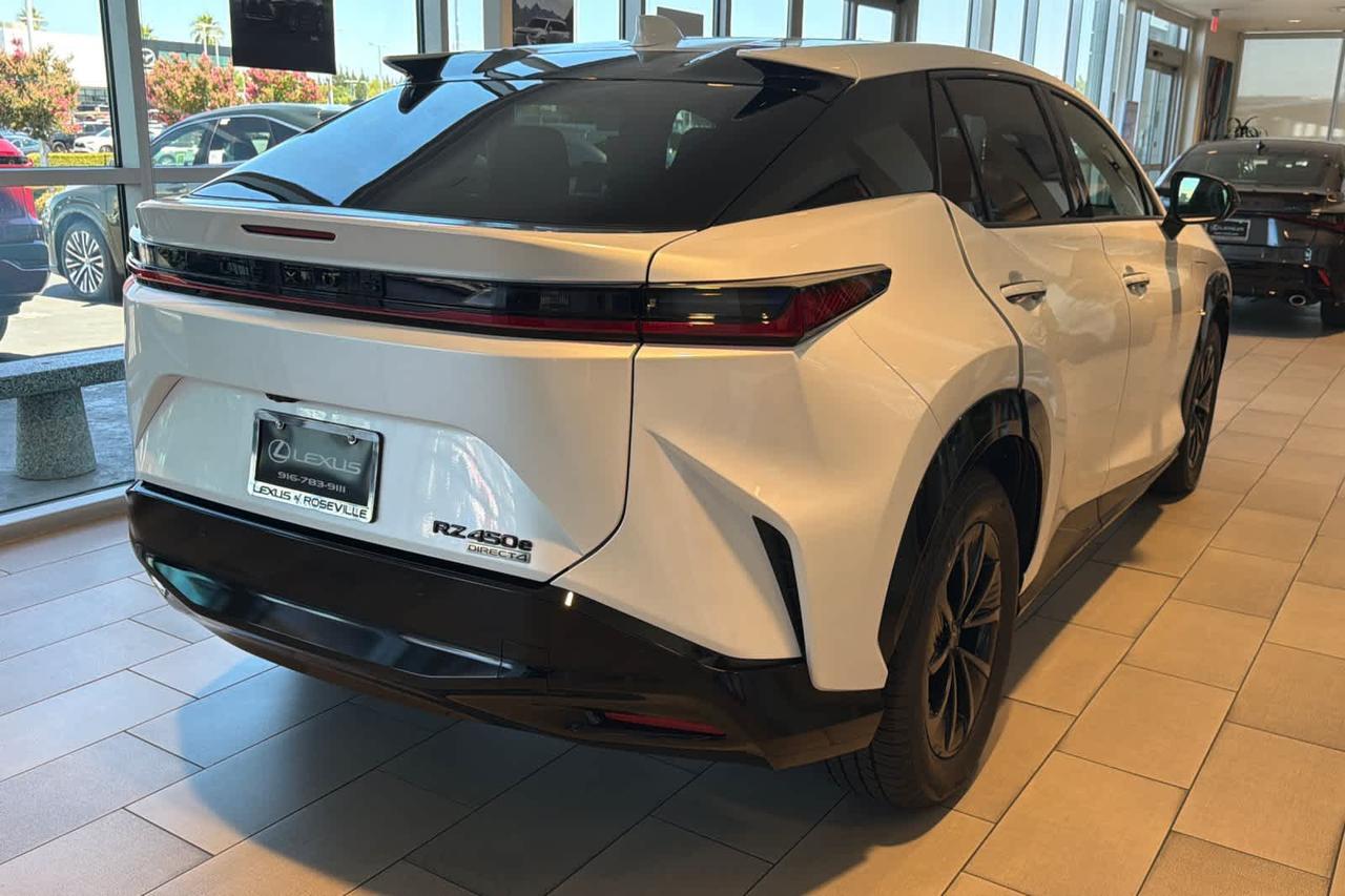 2026 Lexus RZ 450e PREMIUM AWD