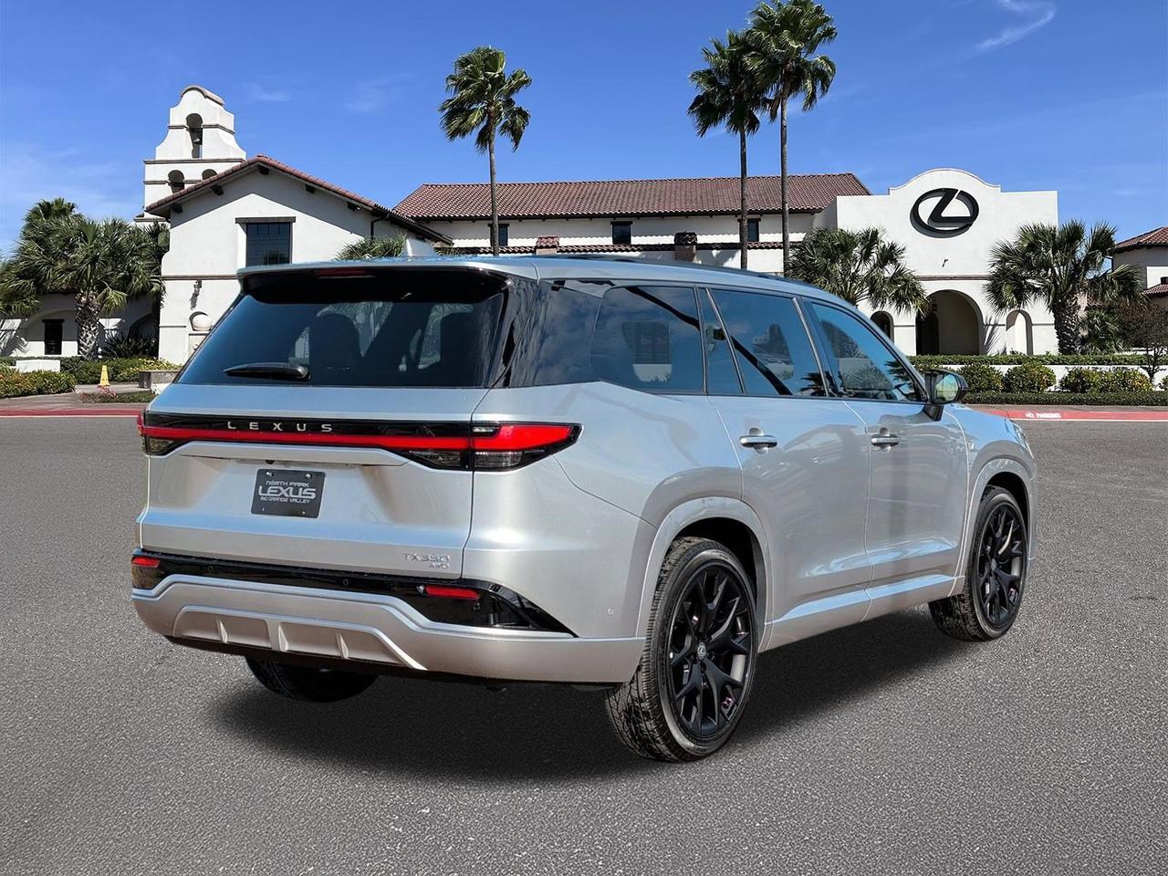 2026 Lexus TX 350 F SPORT Handling