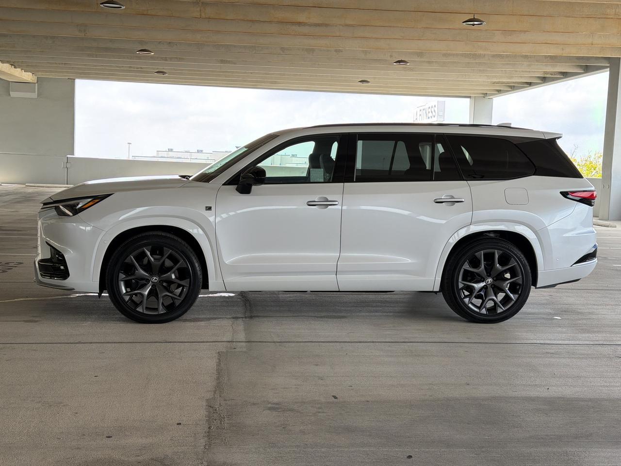 2026 Lexus TX 500h F SPORT Performance Premium