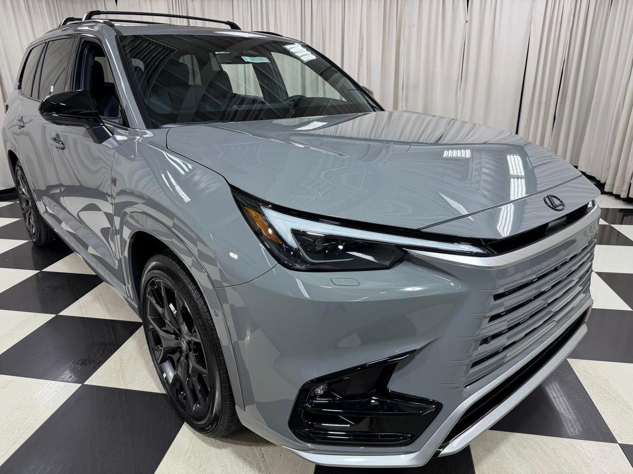 2026 Lexus TX HYBRID