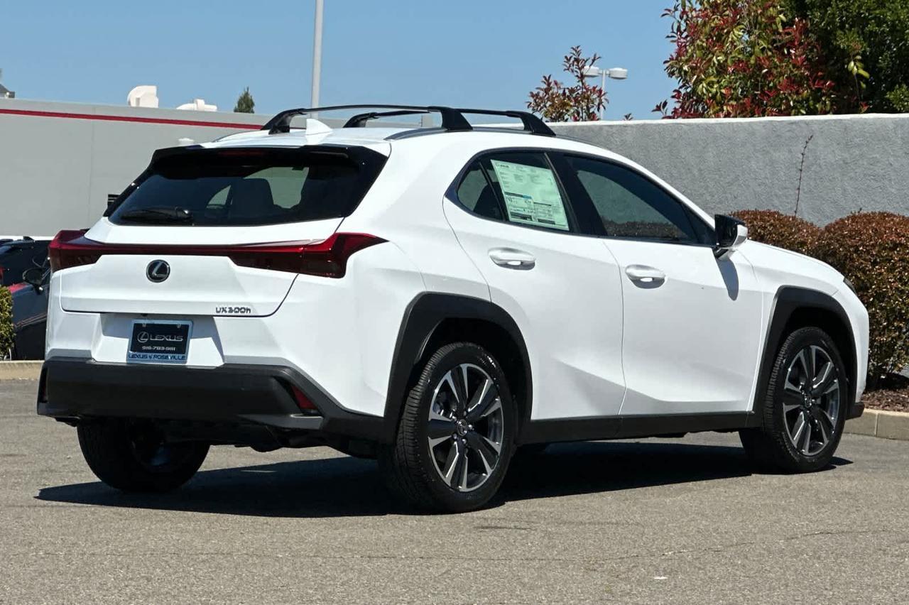 2026 Lexus UX 300h