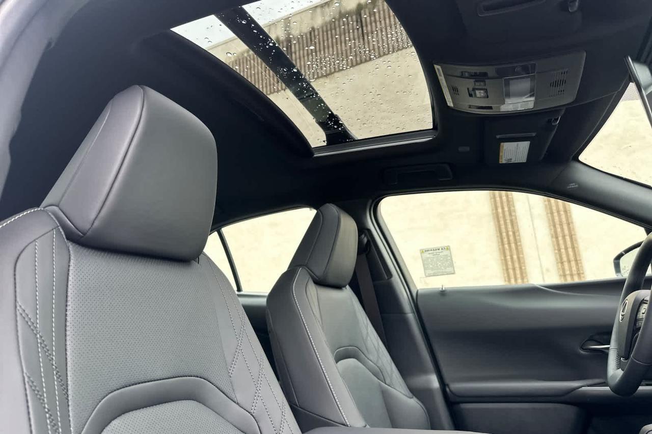 2026 Lexus UX 300h F SPORT Design Roseville CA