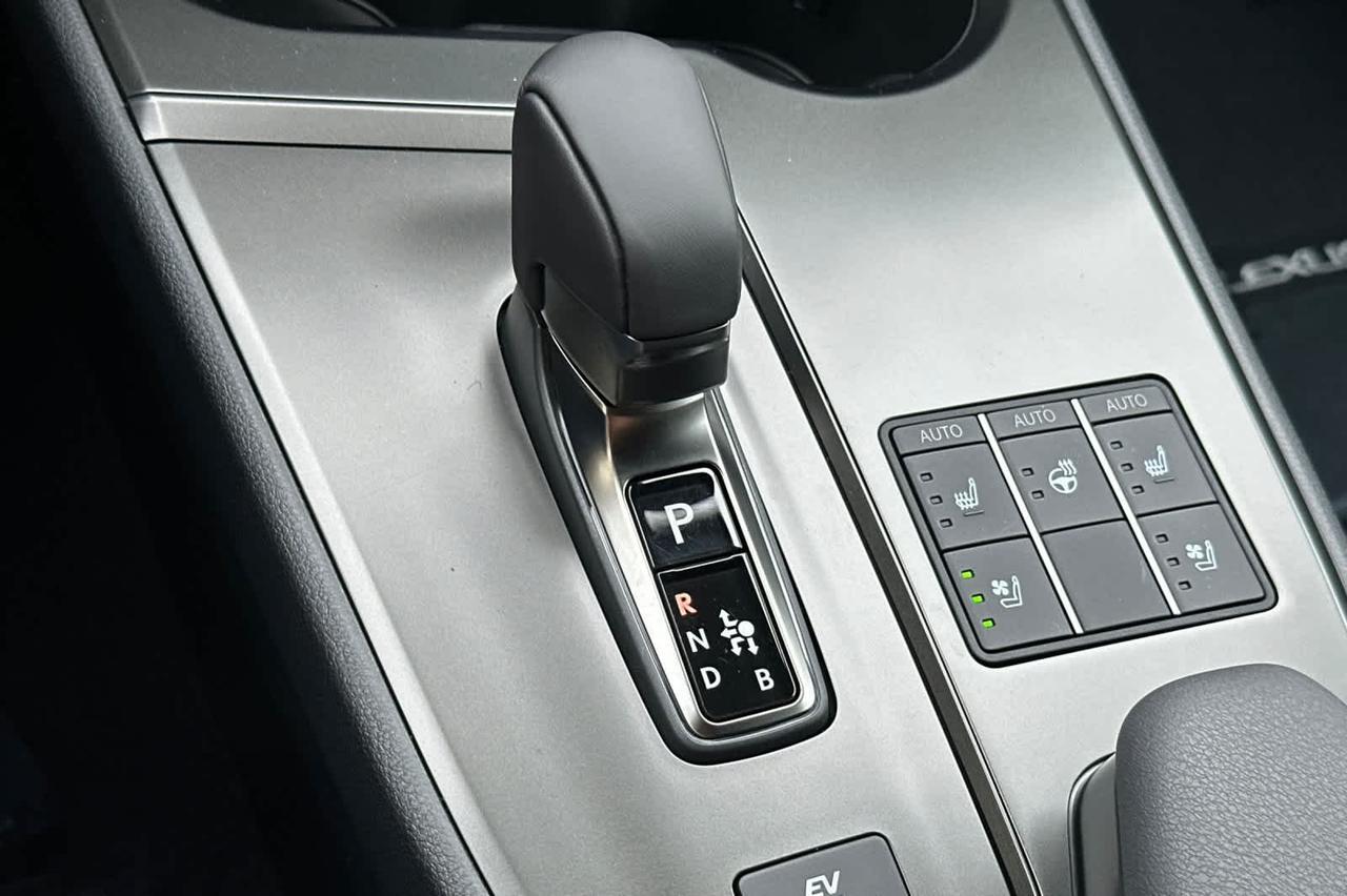 2026 Lexus UX 300h F SPORT Design Roseville CA