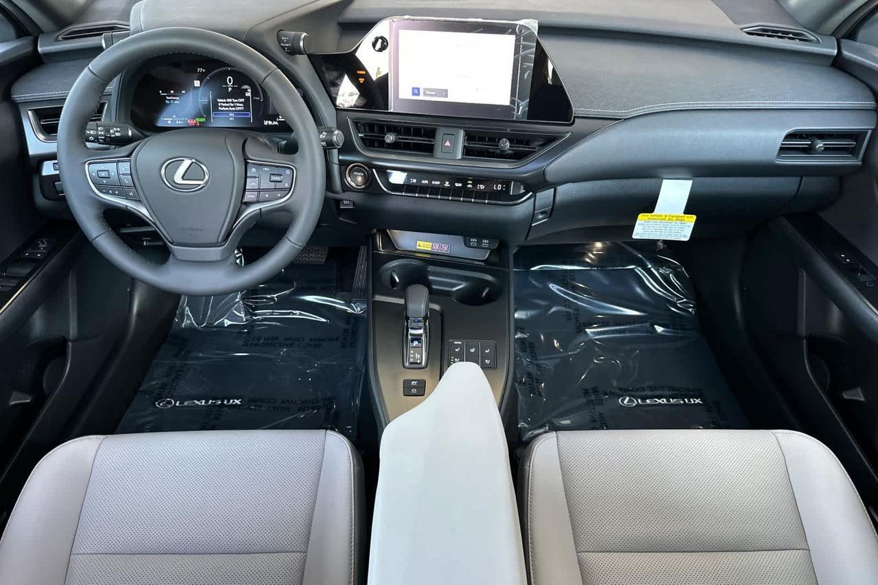 2026 Lexus UX 300h F SPORT Design