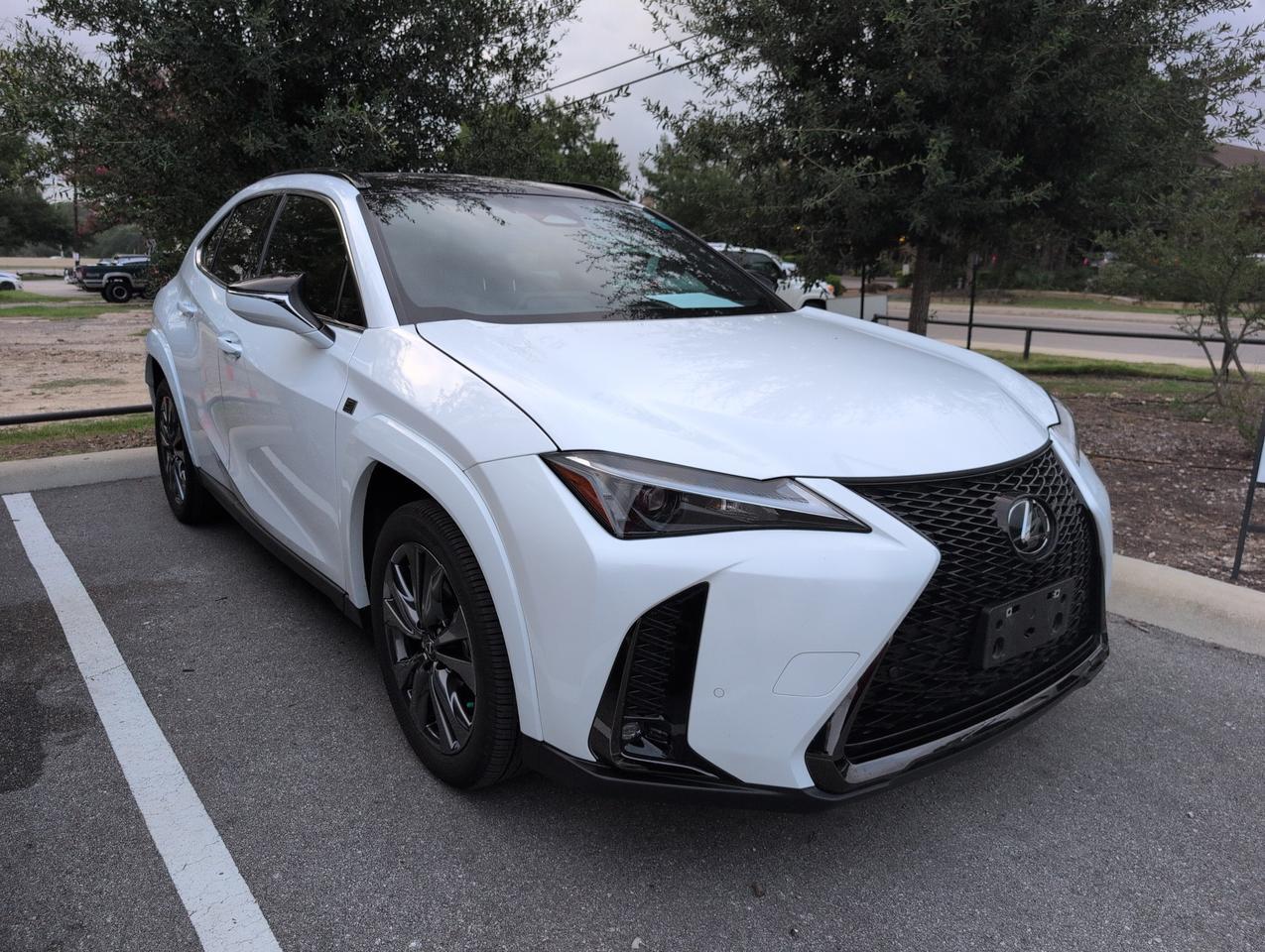 2026 Lexus UX 300h F SPORT Design