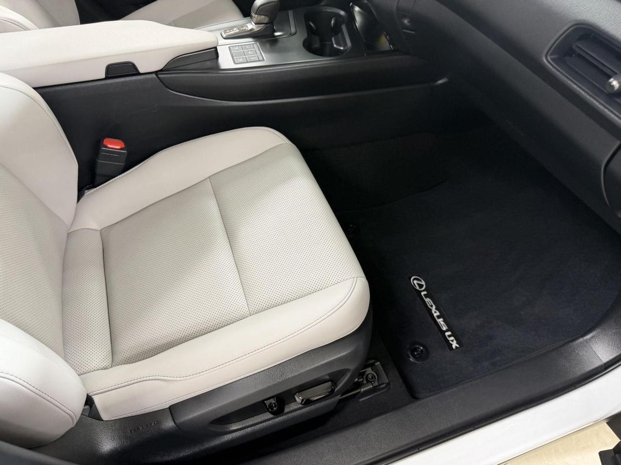 2026 Lexus UX 300h F SPORT Design Annapolis MD