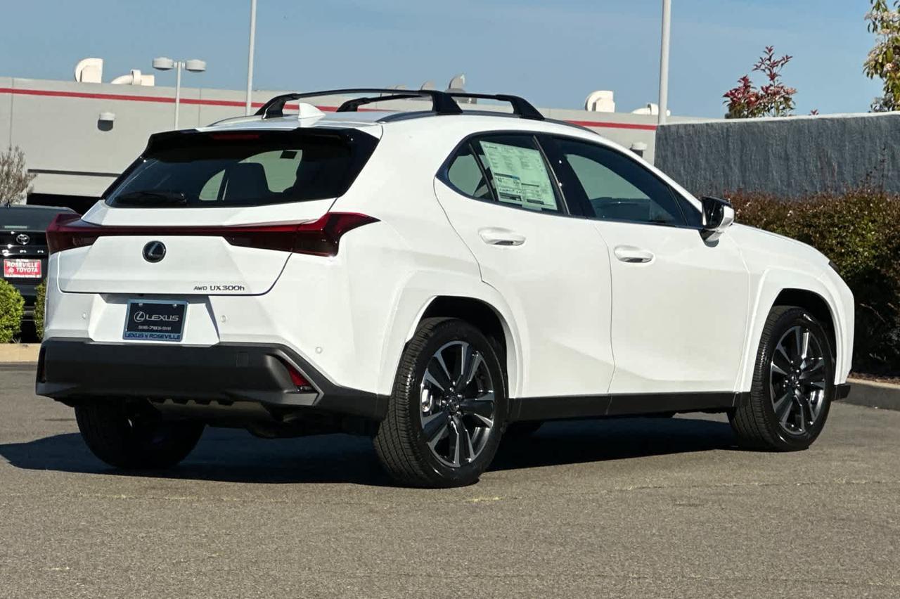 2026 Lexus UX 300h Premium