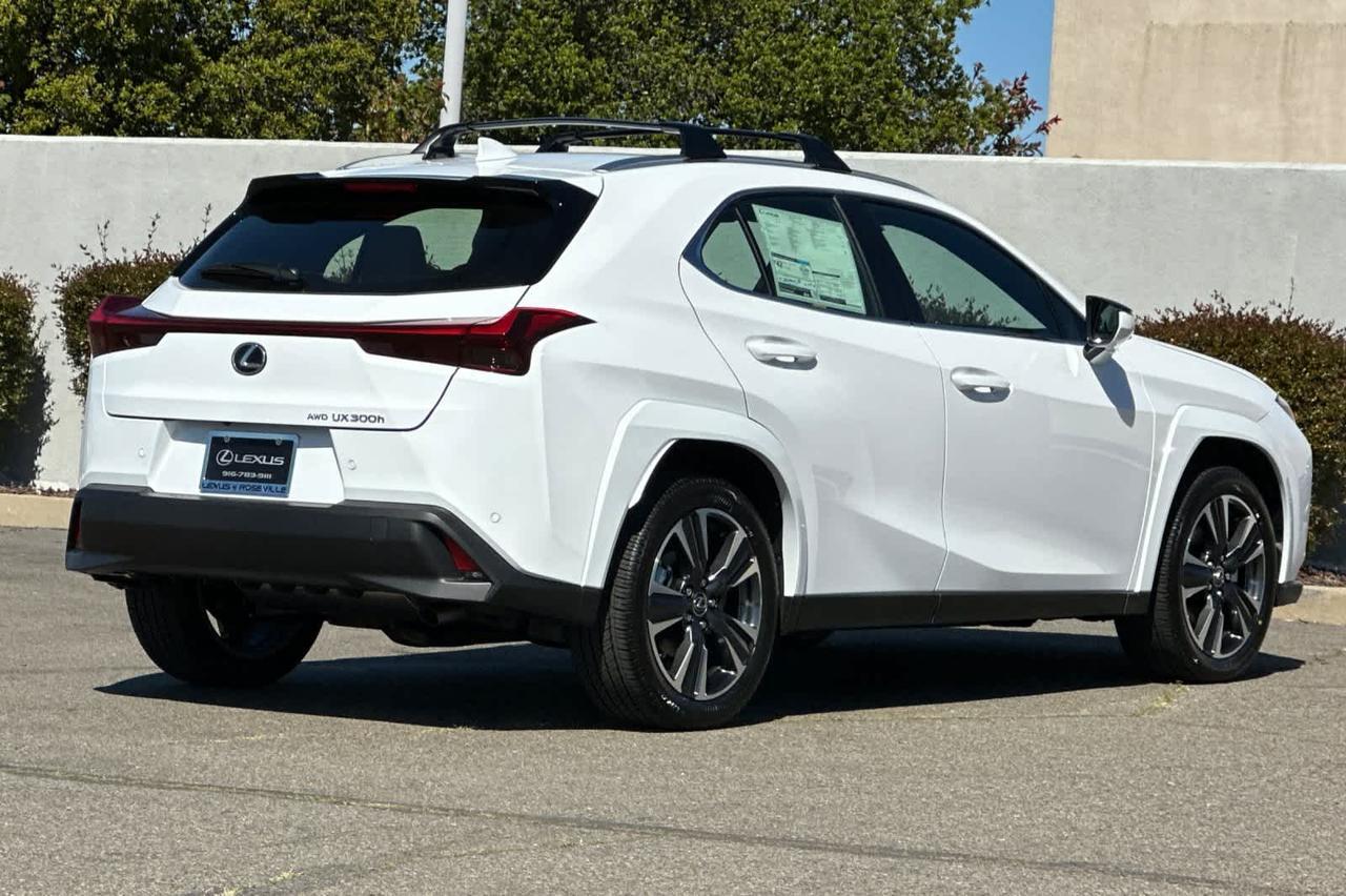 2026 Lexus UX 300h Premium