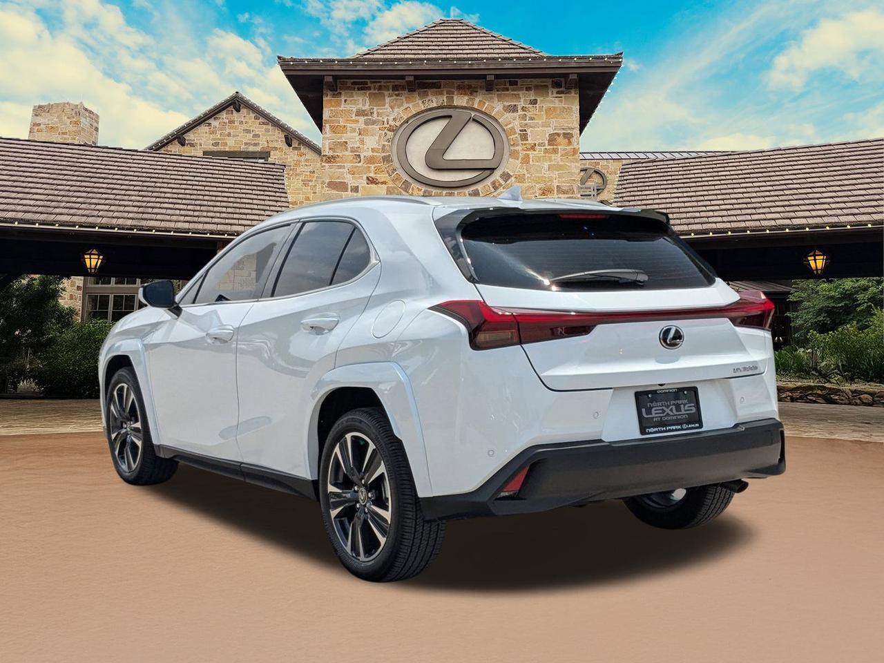 2026 Lexus UX 300h Premium