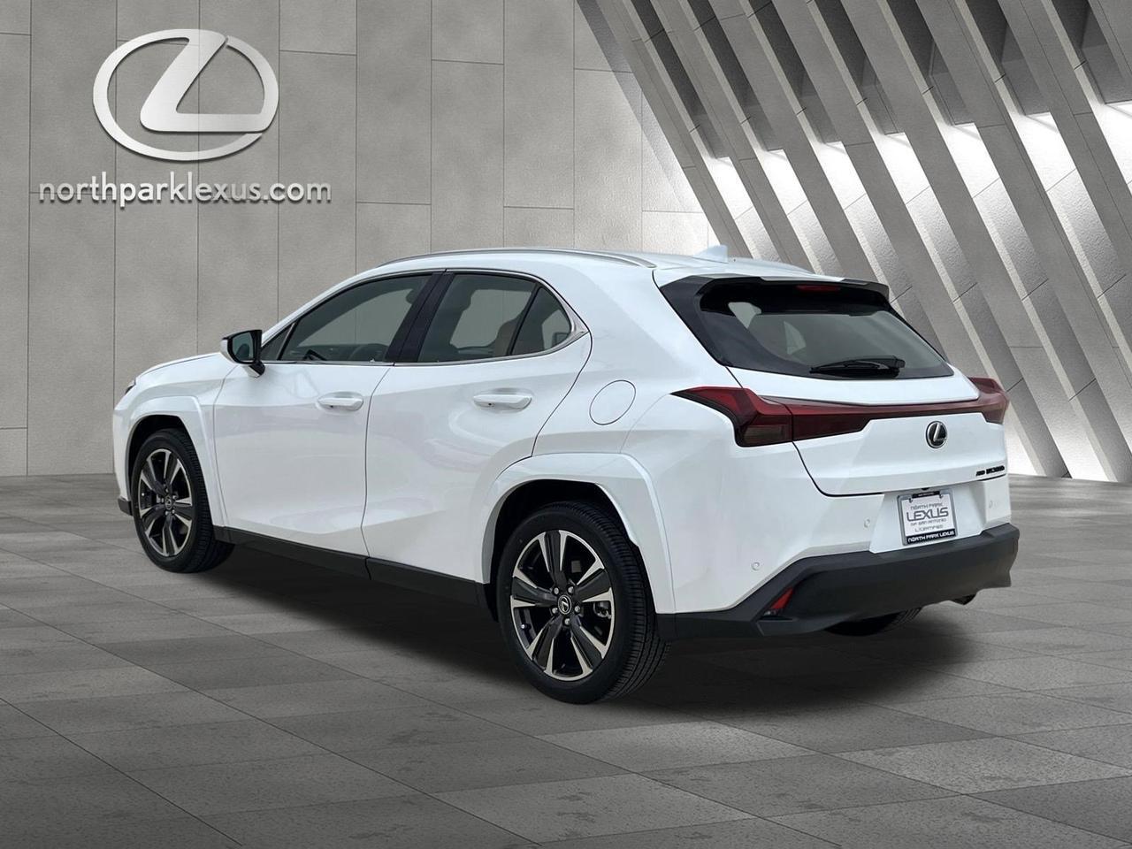 2026 Lexus UX 300h Premium
