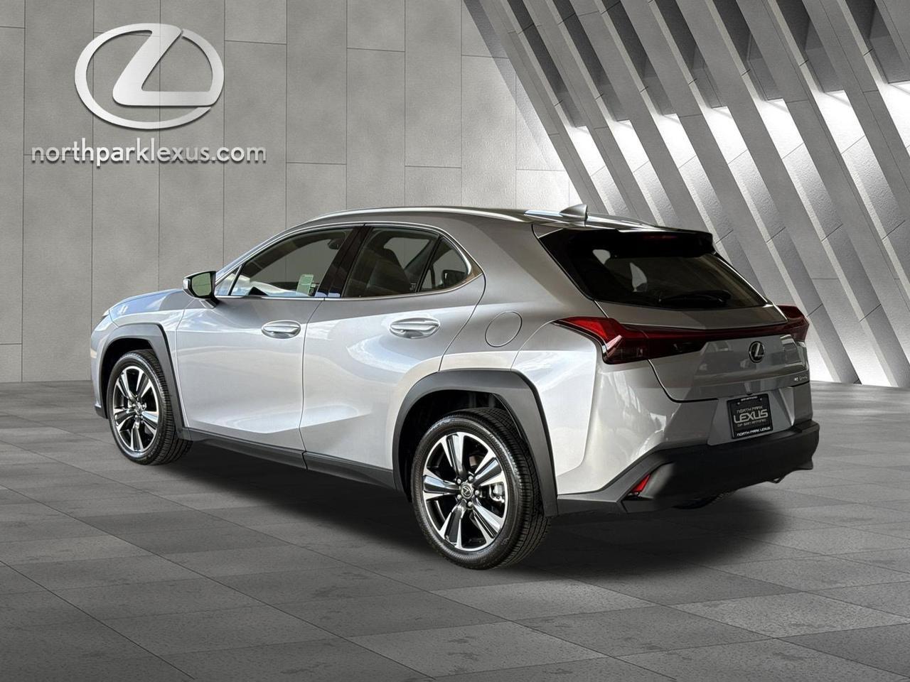 2026 Lexus UX 300h