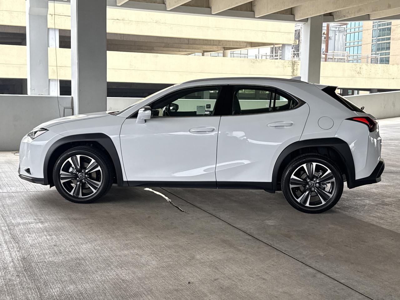 2026 Lexus UX 300h