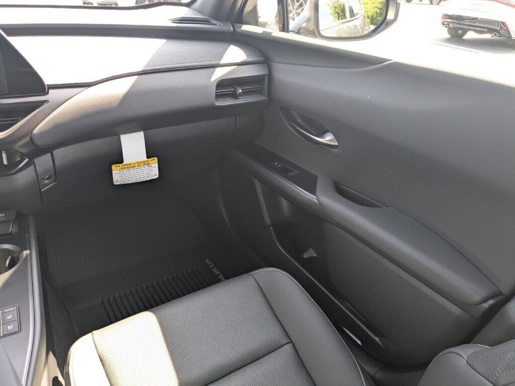 2026 Lexus UX HYBRID UX 300h PREMIUM AWD Richmond VA