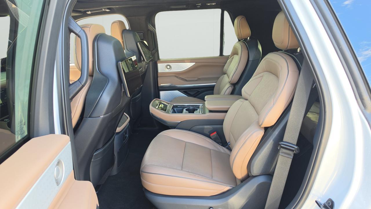 2026 Lincoln Navigator Black Label