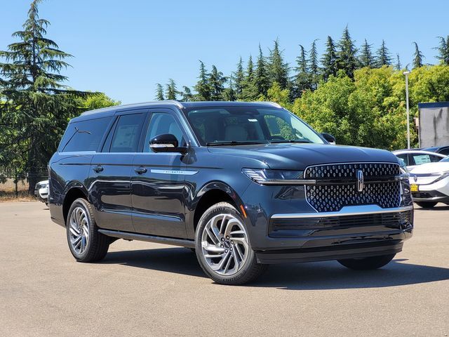 2026 Lincoln Navigator Reserve L 4WD's photo