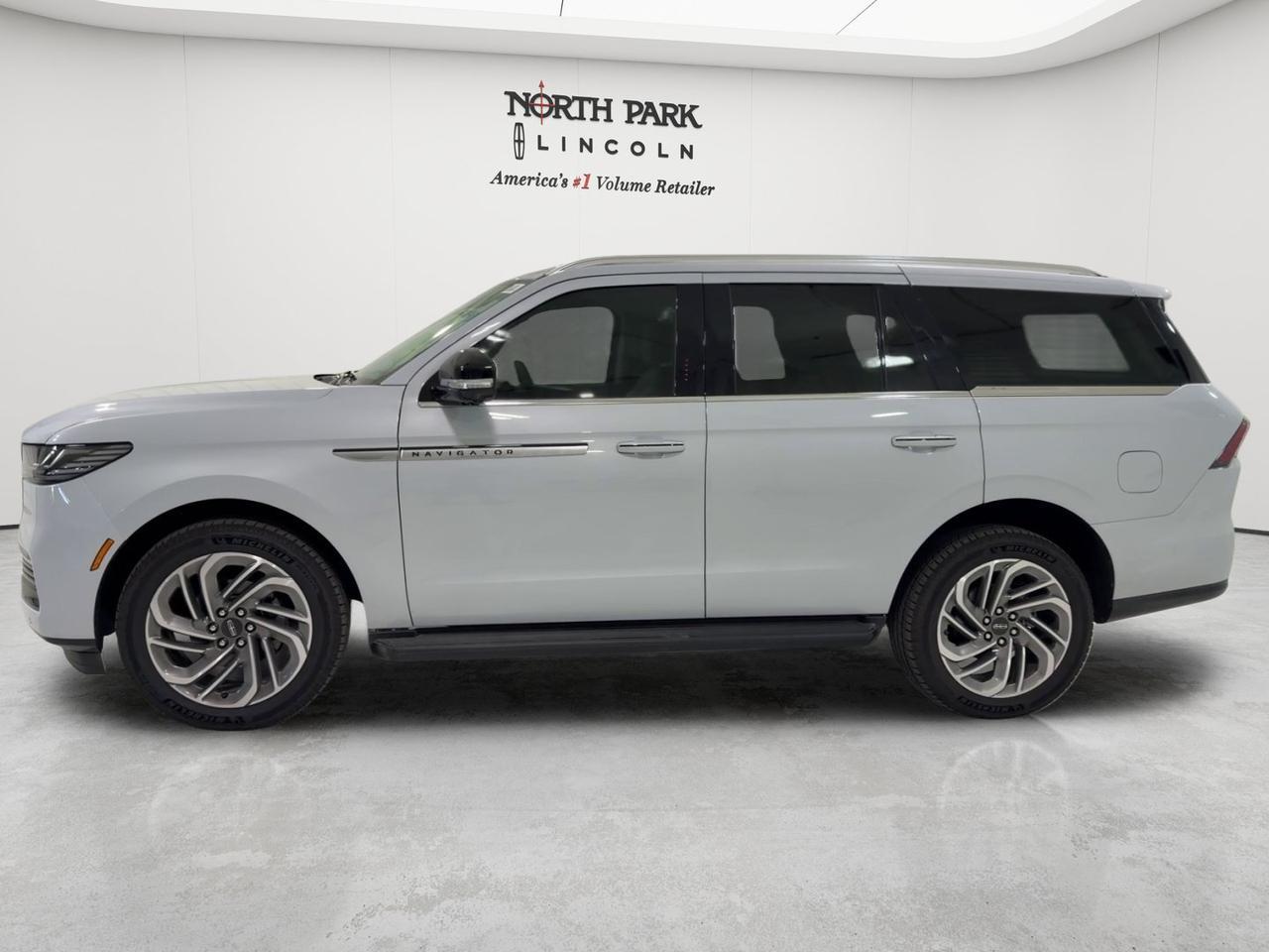2026 Lincoln Navigator Premiere