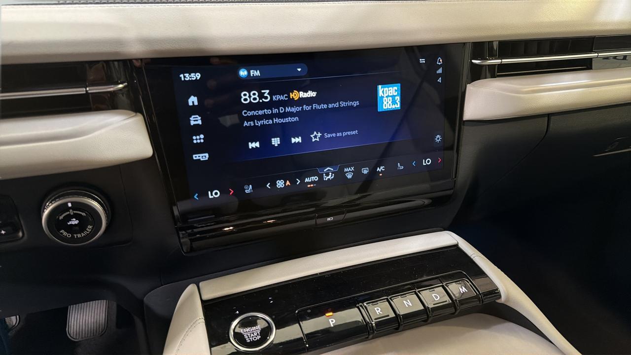 2026 Lincoln Navigator Premiere San Antonio TX