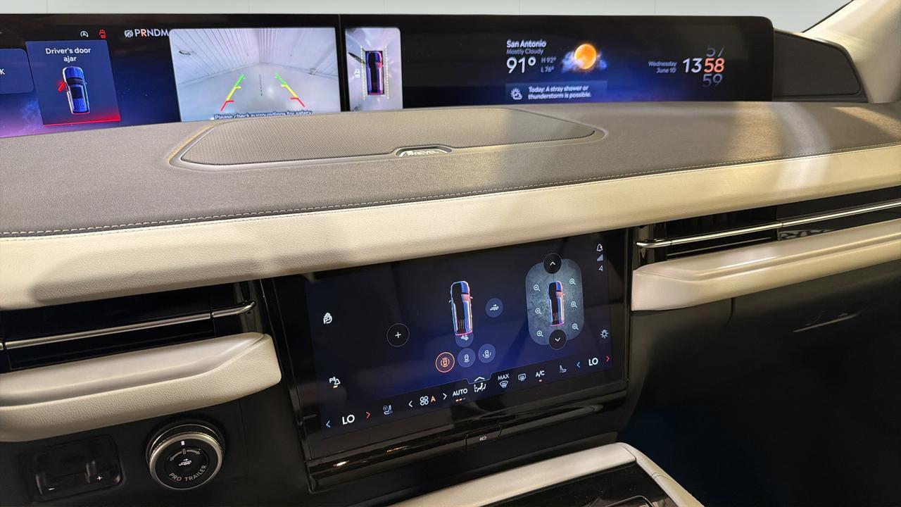 2026 Lincoln Navigator Premiere San Antonio TX