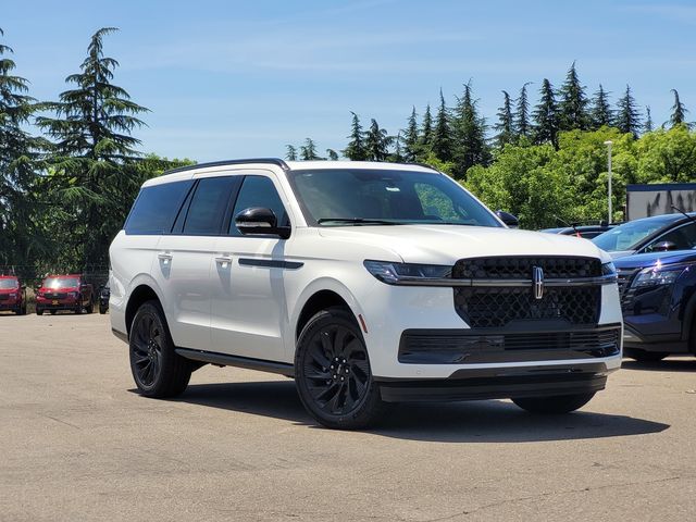 2026 Lincoln Navigator Reserve 4WD's photo