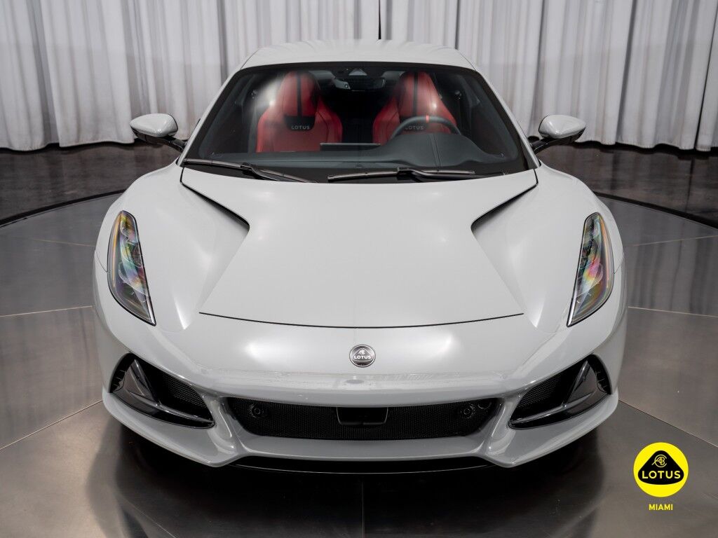 2026 Lotus Emira Turbo SE
