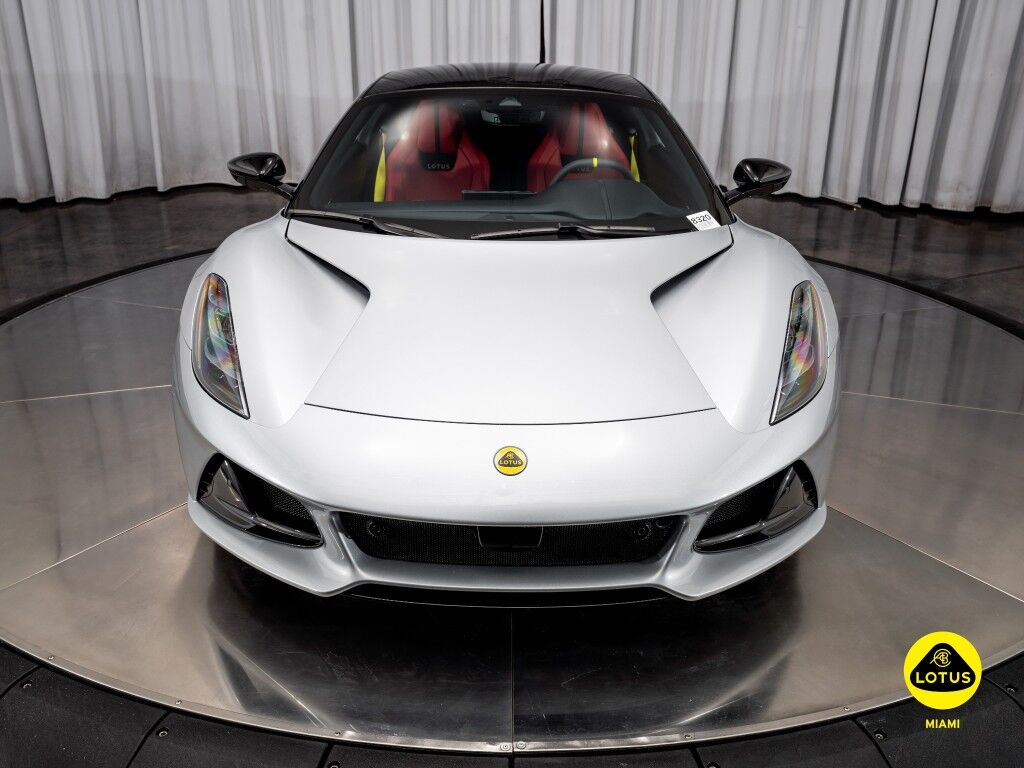 2026 Lotus Emira V6 SE