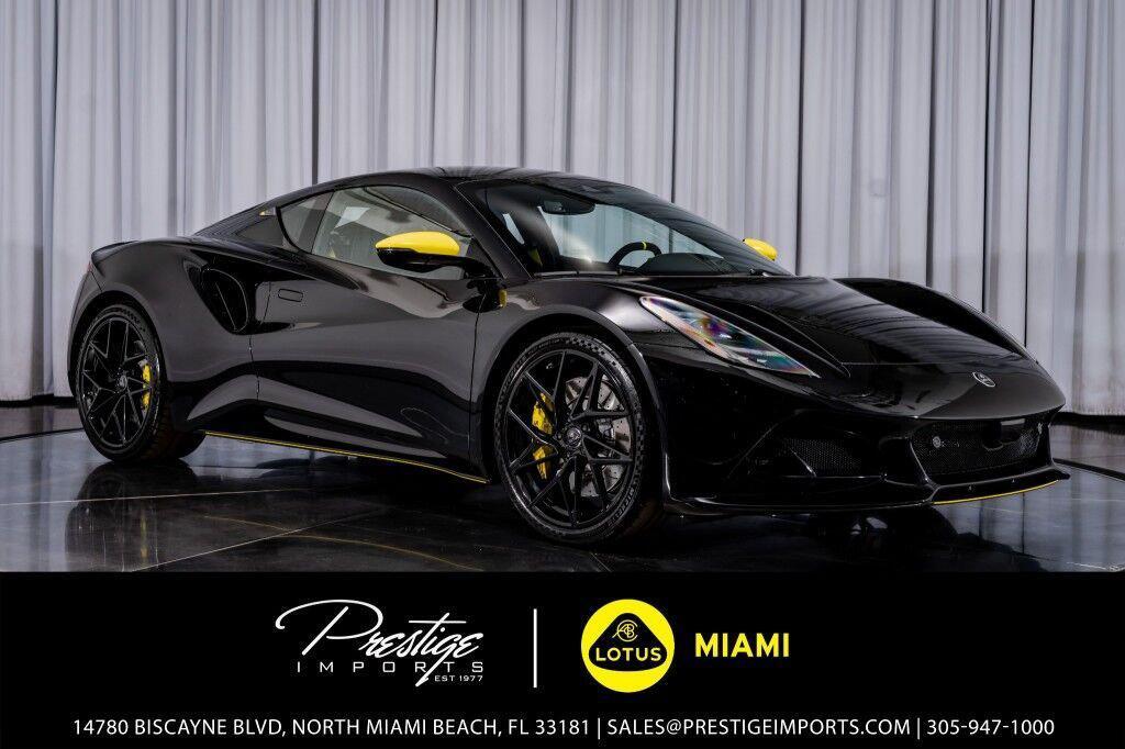 2026 Lotus Emira V6 SE Racing Line
