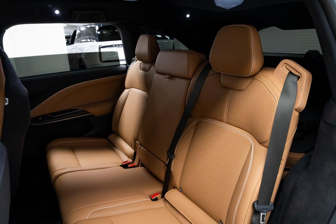 2026 Lucid Gravity Dream Edition 1 Owner Vented Seats 3rd Row Portland OR