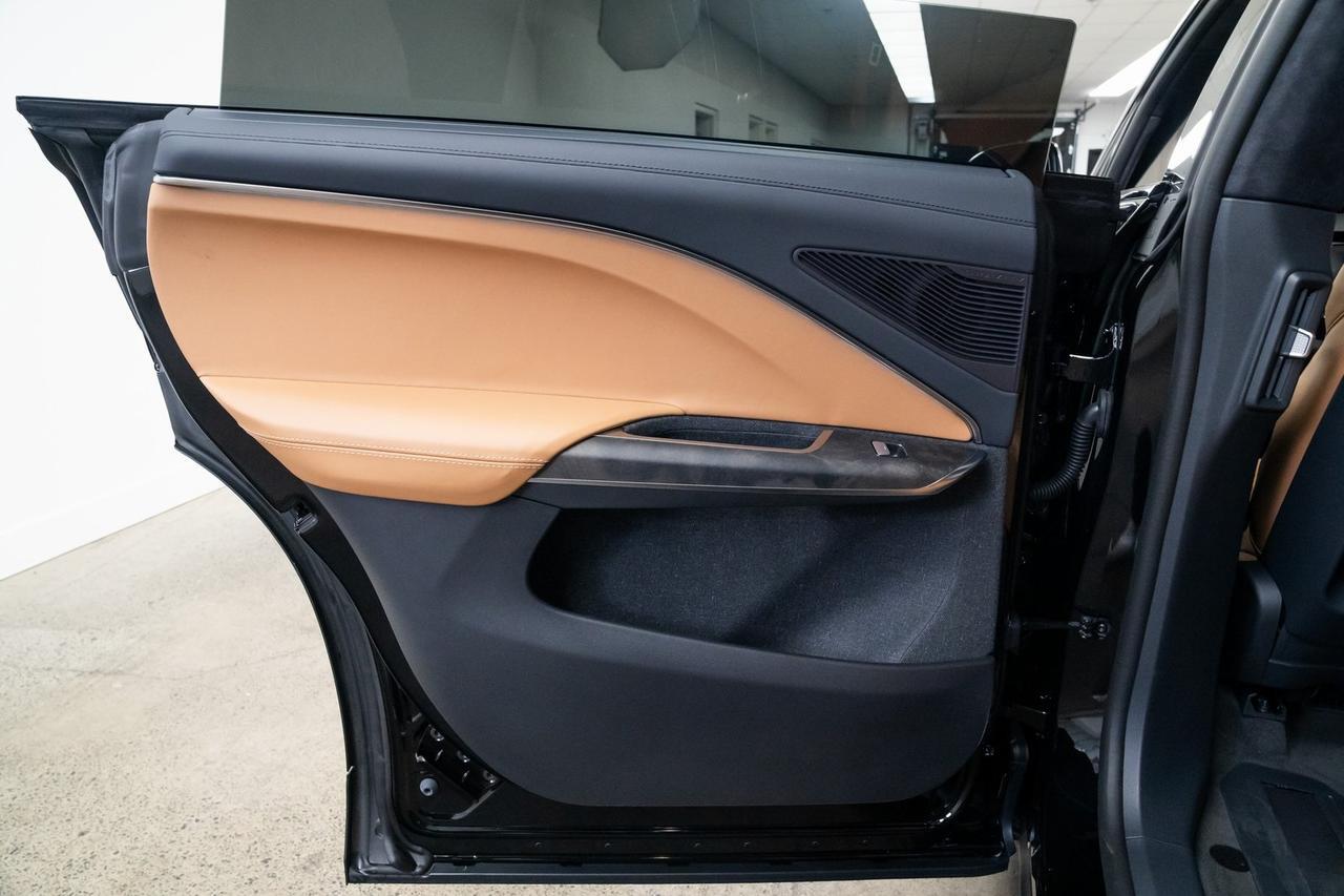 2026 Lucid Gravity Dream Edition 1 Owner Vented Seats 3rd Row Portland OR