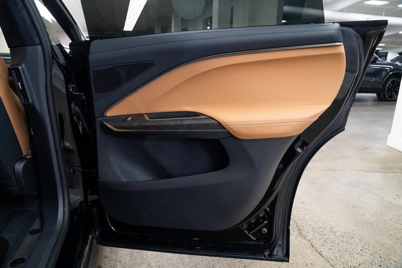 2026 Lucid Gravity Dream Edition 1 Owner Vented Seats 3rd Row Portland OR