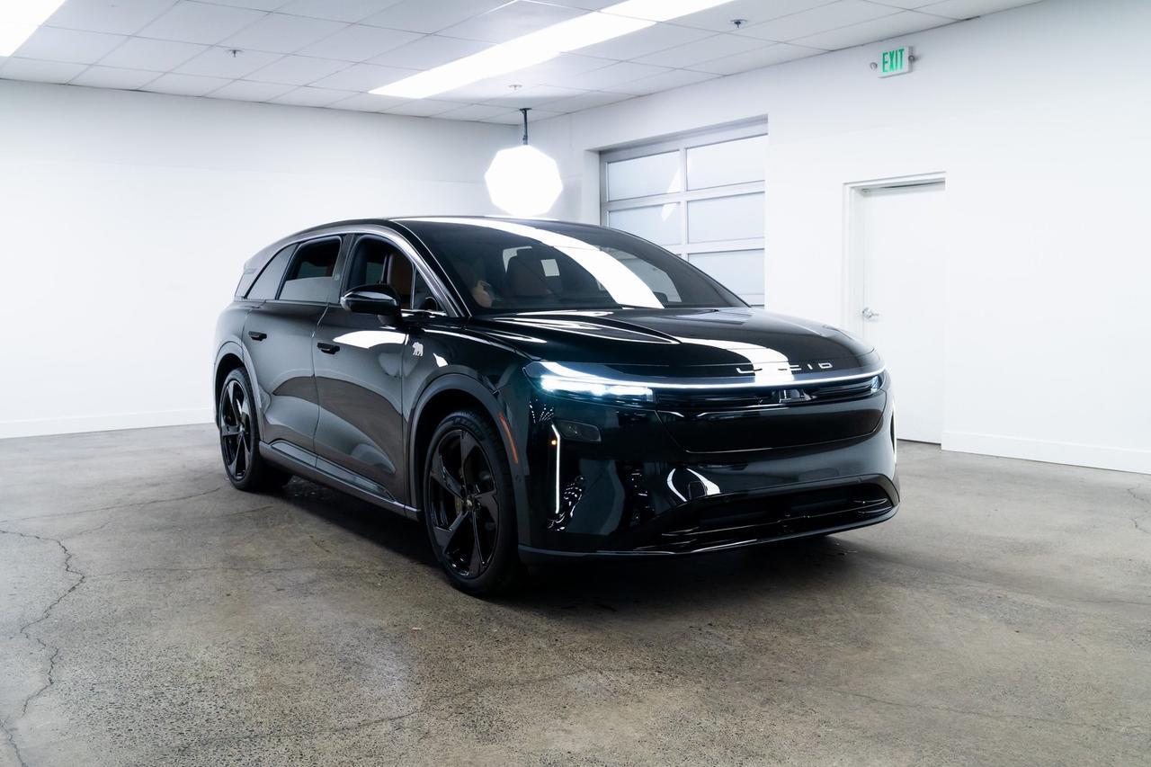 2026 Lucid Gravity Dream Edition 1 Owner Vented Seats 3rd Row Portland OR