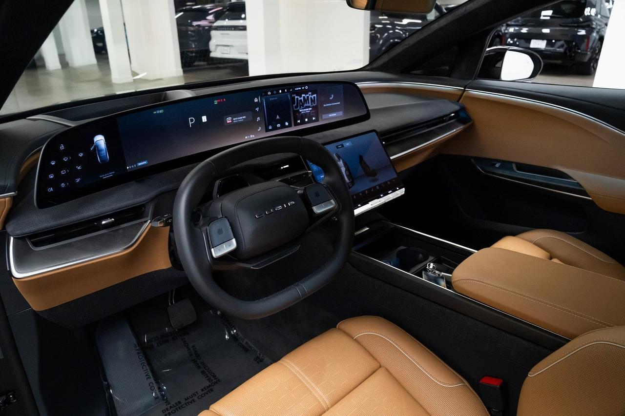 2026 Lucid Gravity Dream Edition 1 Owner Vented Seats 3rd Row Portland OR