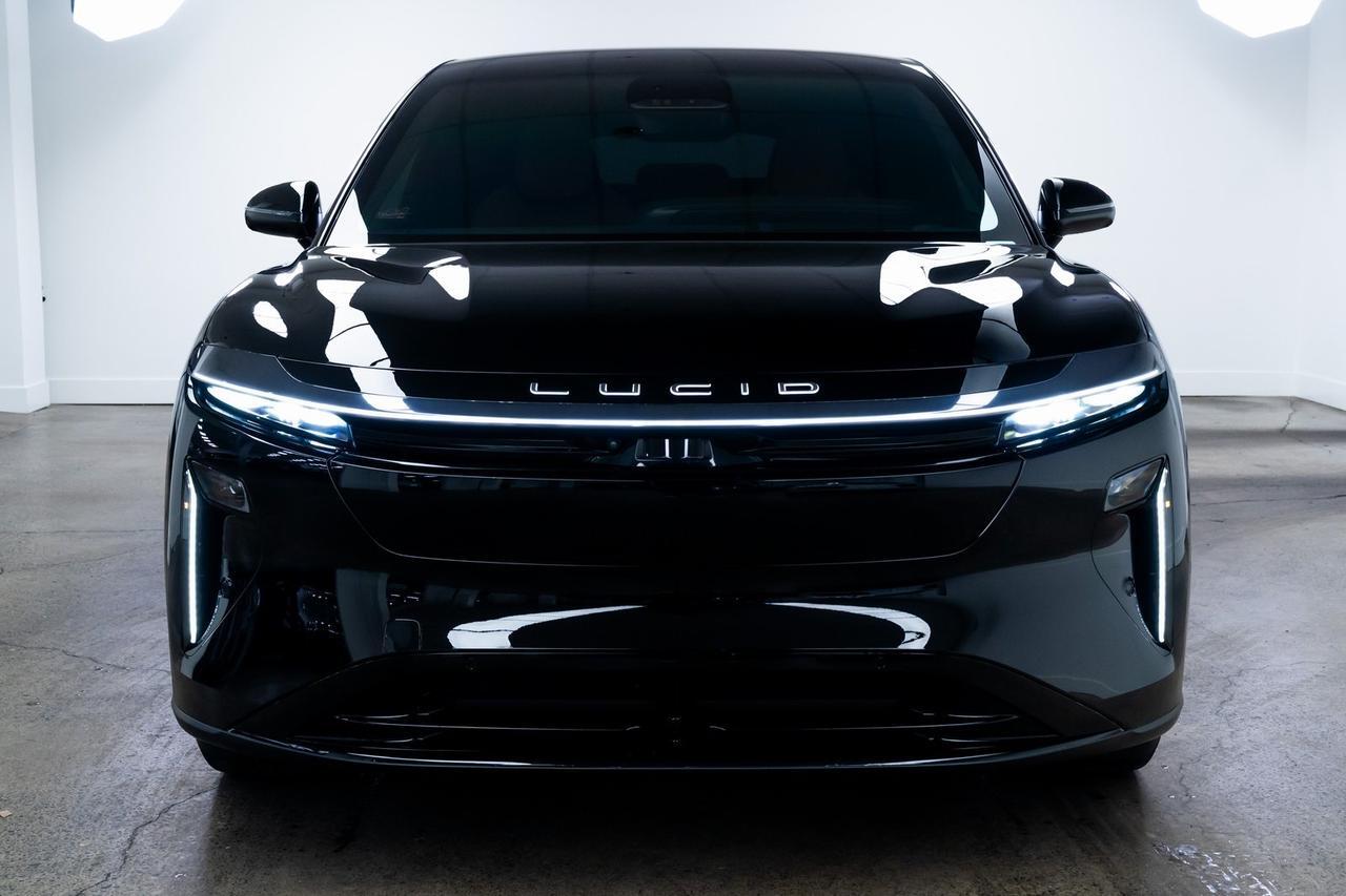 2026 Lucid Gravity Dream Edition 1 Owner Vented Seats 3rd Row Portland OR