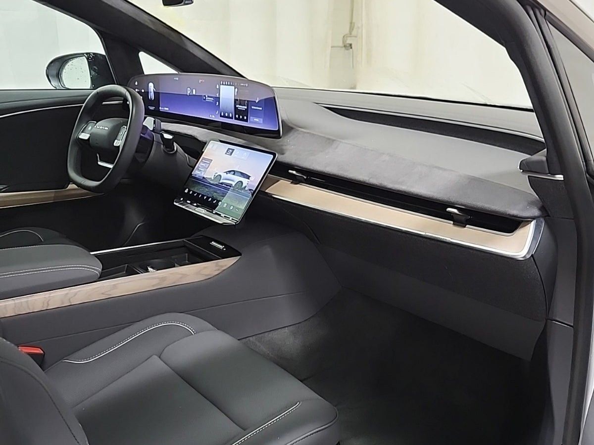 2026 Lucid Gravity Grand Touring 3rd Row Seats Surreal Sound Portland OR