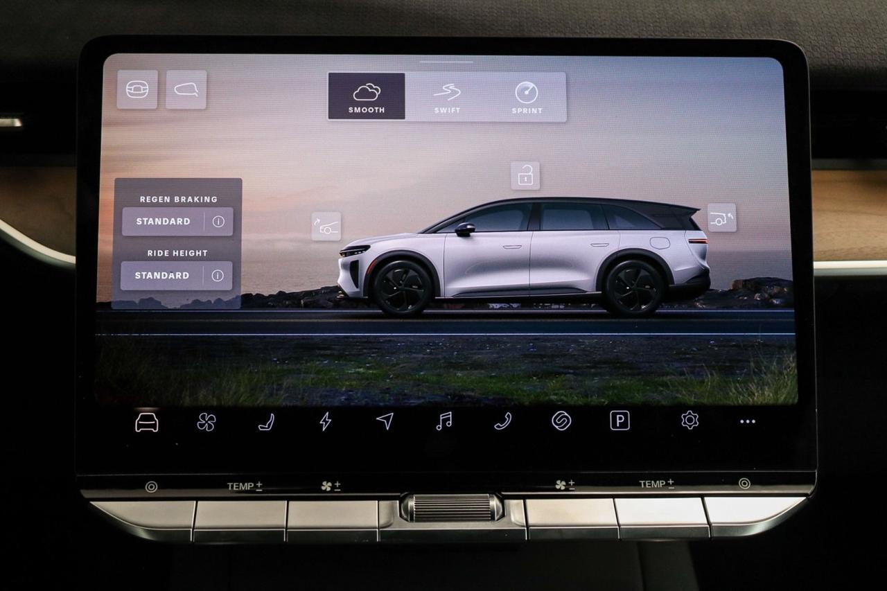 2026 Lucid Gravity Grand Touring Newport Beach CA