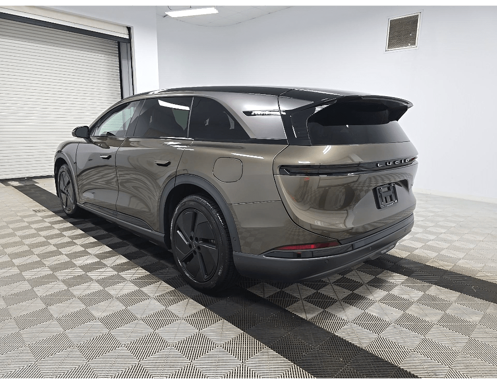 2026 Lucid Gravity Grand Touring Ventilated Massage Seats 3rd Row Seating Portland OR